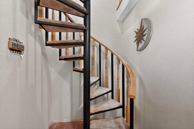 11 Skyview Drive, Sandia Park, NM 87047