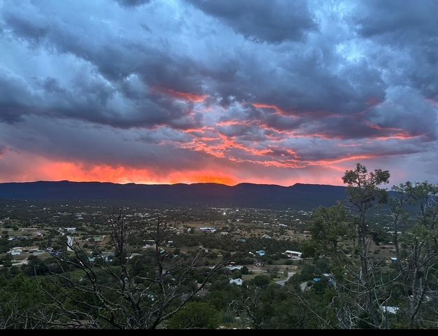 11 Skyview Drive, Sandia Park, NM 87047