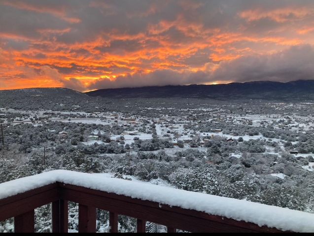 11 Skyview Drive, Sandia Park, NM 87047