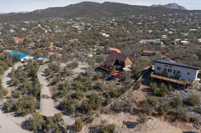 11 Skyview Drive, Sandia Park, NM 87047