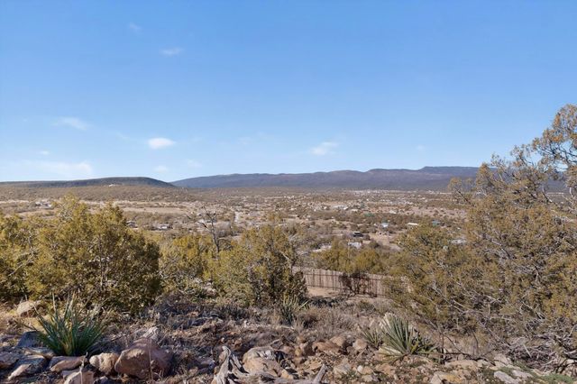 11 Skyview Drive, Sandia Park, NM 87047