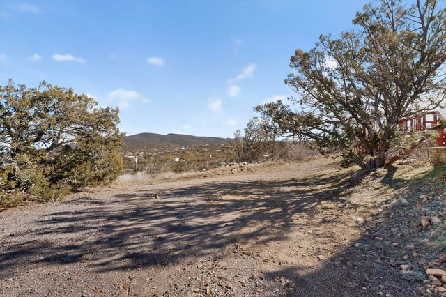 11 Skyview Drive, Sandia Park, NM 87047