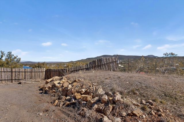 11 Skyview Drive, Sandia Park, NM 87047