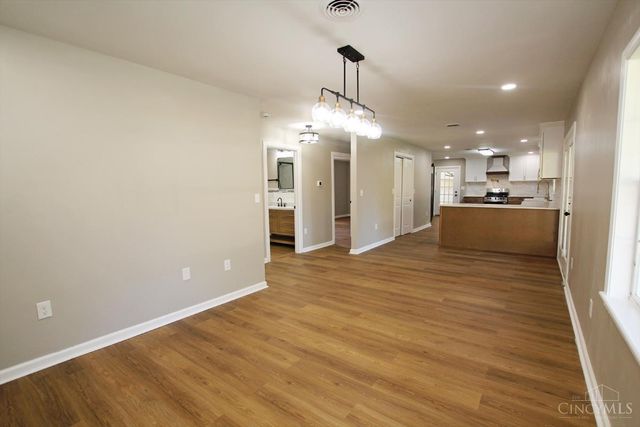 880 Wilshire Drive, Carlisle, OH 45005