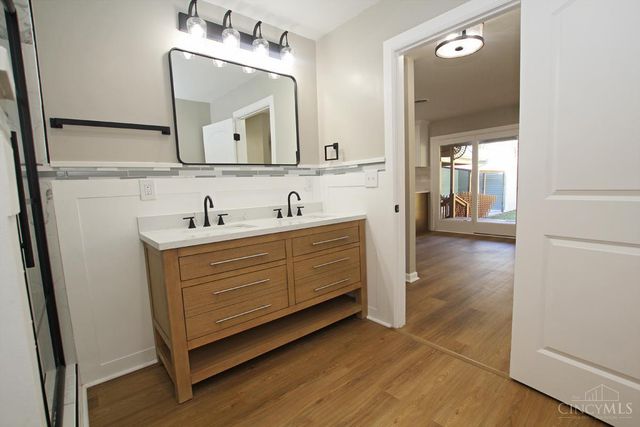 880 Wilshire Drive, Carlisle, OH 45005