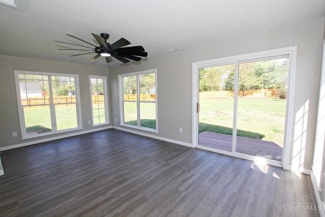 880 Wilshire Drive, Carlisle, OH 45005