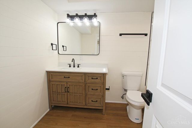 880 Wilshire Drive, Carlisle, OH 45005