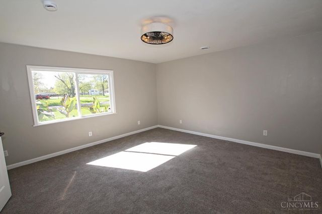 880 Wilshire Drive, Carlisle, OH 45005