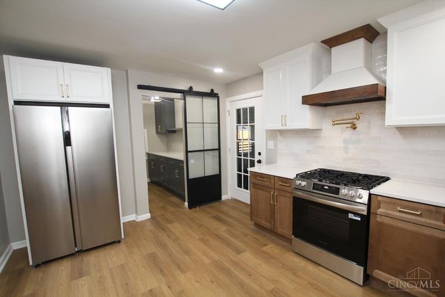 880 Wilshire Drive, Carlisle, OH 45005