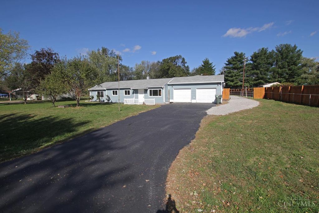 880 Wilshire Drive, Carlisle, OH 45005