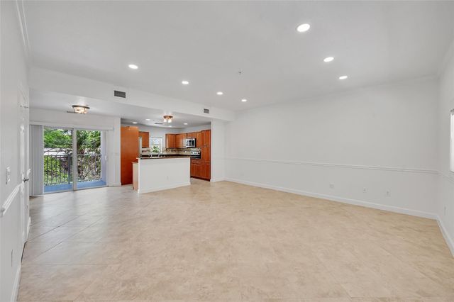 453 NE 1st Street, Pompano Beach, FL 33060