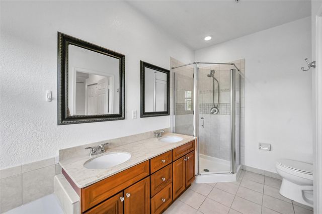 453 NE 1st Street, Pompano Beach, FL 33060