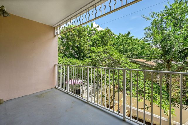 453 NE 1st Street, Pompano Beach, FL 33060