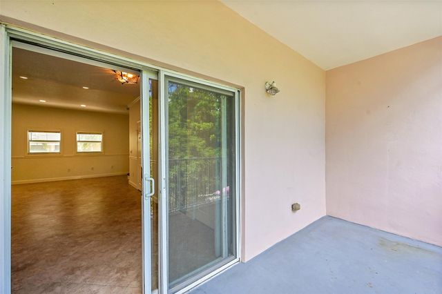 453 NE 1st Street, Pompano Beach, FL 33060