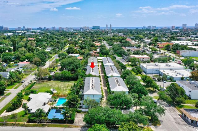 453 NE 1st Street, Pompano Beach, FL 33060