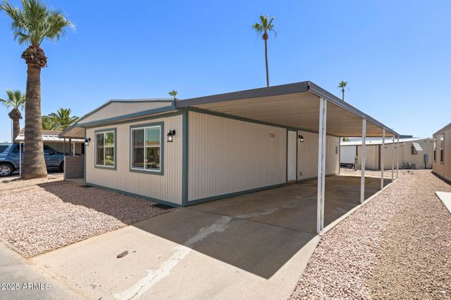 410 N 67th Lane, Phoenix, AZ 85043