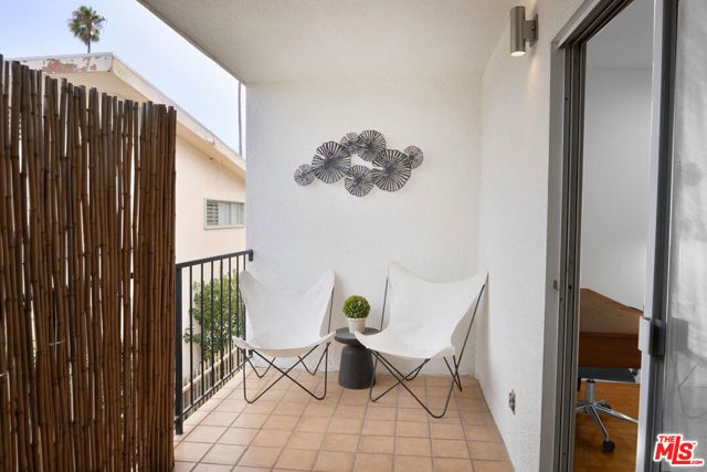 943 12th Street 7, Santa Monica, CA 90403