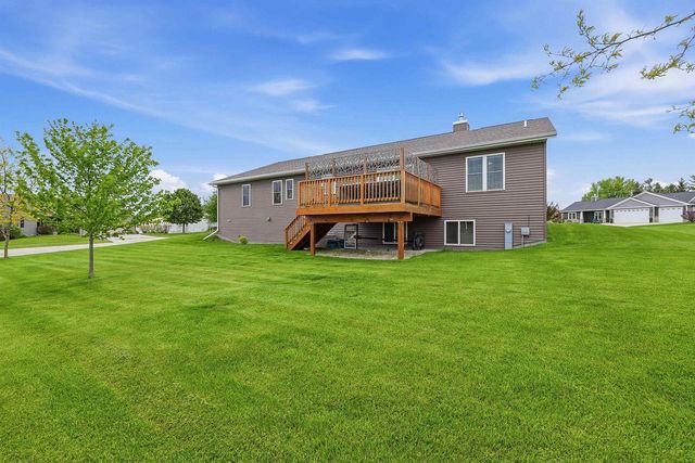 100 MARK COURT, Eden, WI 53019