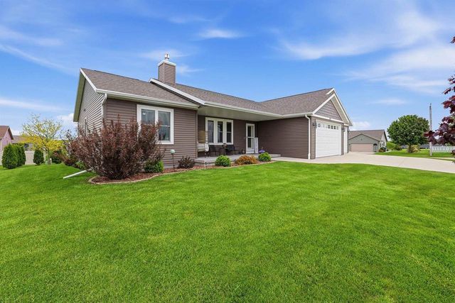 100 MARK COURT, Eden, WI 53019