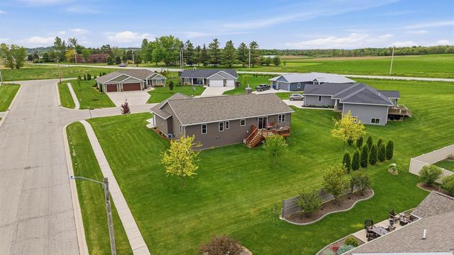 100 MARK COURT, Eden, WI 53019