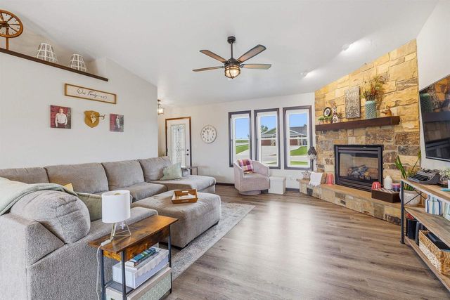 100 MARK COURT, Eden, WI 53019