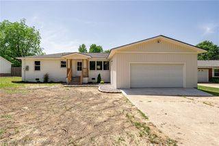 3206 Hendricks Boulevard, Fort Smith, AR 72903