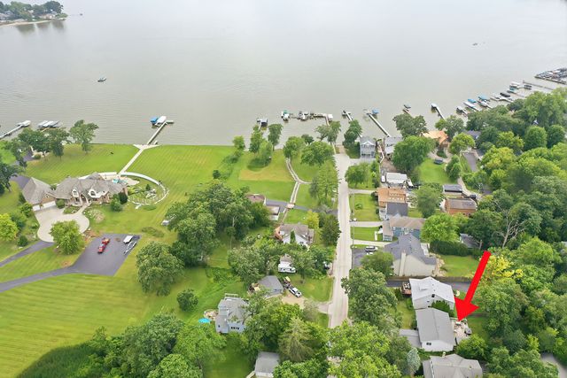25194 W Buena Avenue, Lake Villa, IL 60046