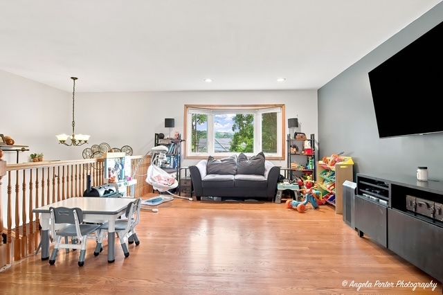 25194 W Buena Avenue, Lake Villa, IL 60046