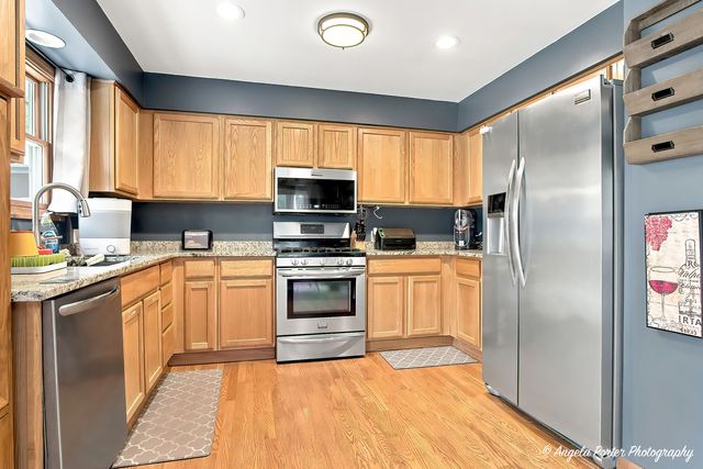 25194 W Buena Avenue, Lake Villa, IL 60046