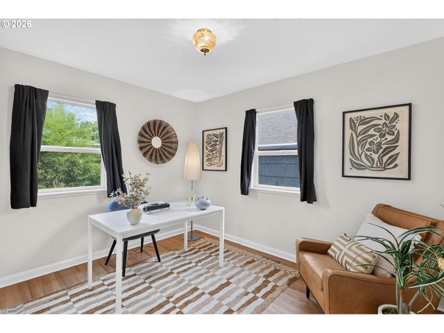 9006 Se DUKE St, Portland, OR 97266