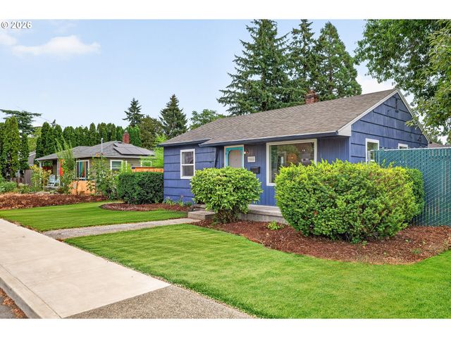9006 Se DUKE St, Portland, OR 97266