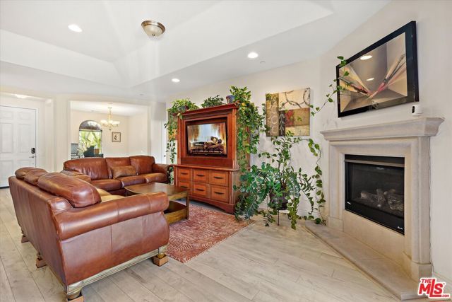 1888 Camden Lane, Santa Maria, CA 93454