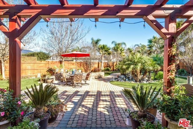 1888 Camden Lane, Santa Maria, CA 93454