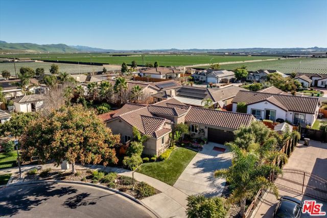 1888 Camden Lane, Santa Maria, CA 93454