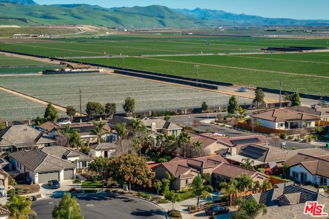 1888 Camden Lane, Santa Maria, CA 93454