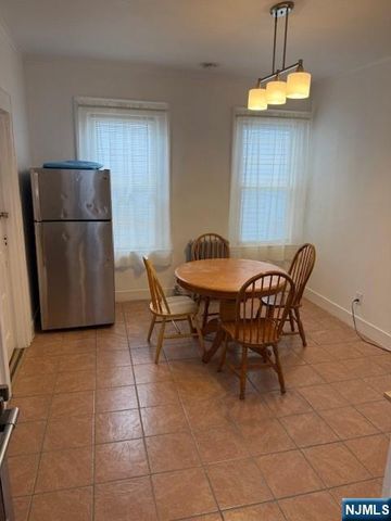 61 Locust Avenue 2, Wallington, NJ 07057