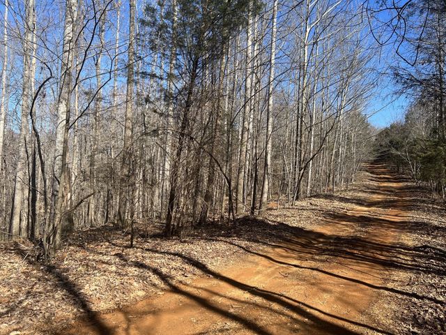 352 Kirby Hill Rd, Ashland City, TN 37015
