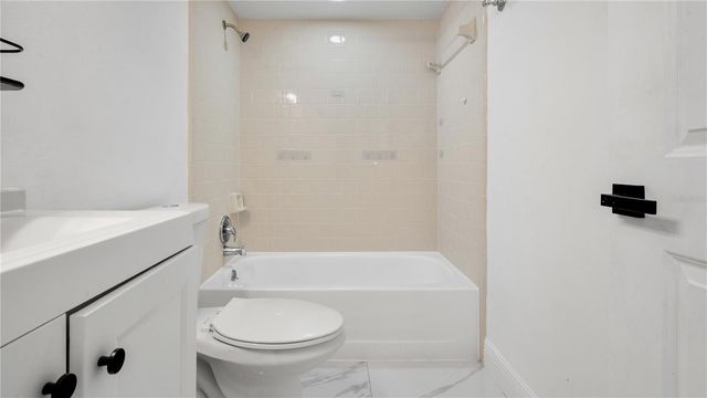 4999 DOVER CIRCLE, Orlando, FL 32807