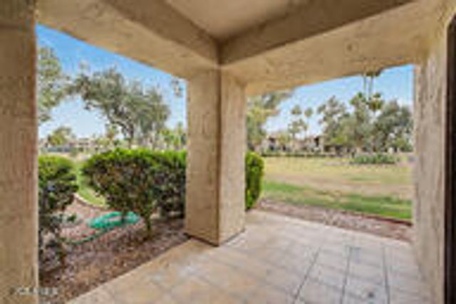 9275 E MISSION Lane 116, Scottsdale, AZ 85258