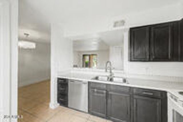 9275 E MISSION Lane 116, Scottsdale, AZ 85258