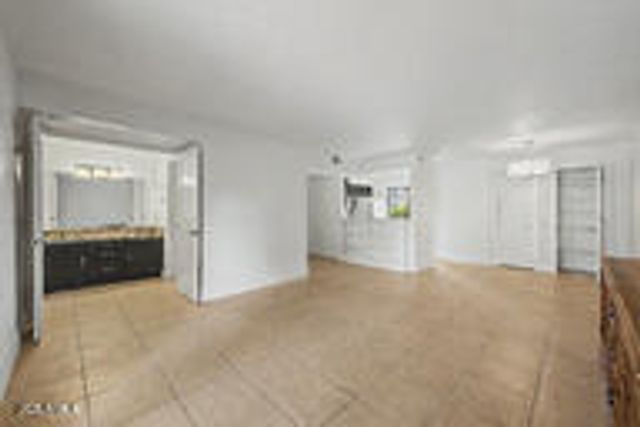 9275 E MISSION Lane 116, Scottsdale, AZ 85258