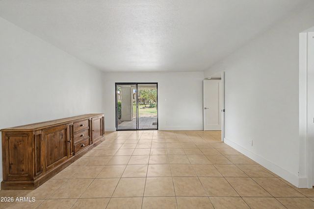9275 E MISSION Lane 116, Scottsdale, AZ 85258