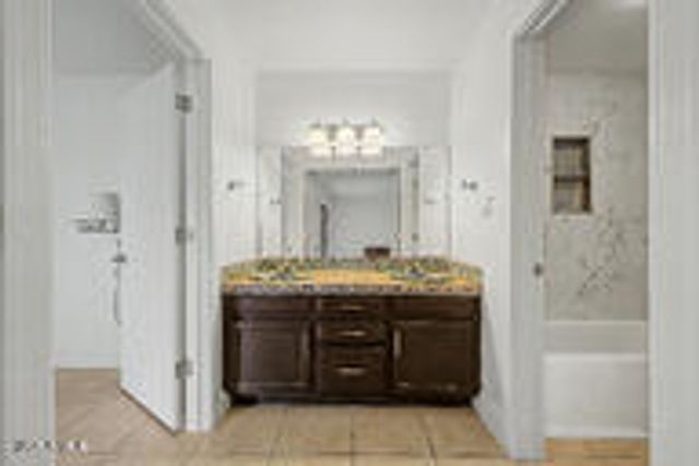 9275 E MISSION Lane 116, Scottsdale, AZ 85258