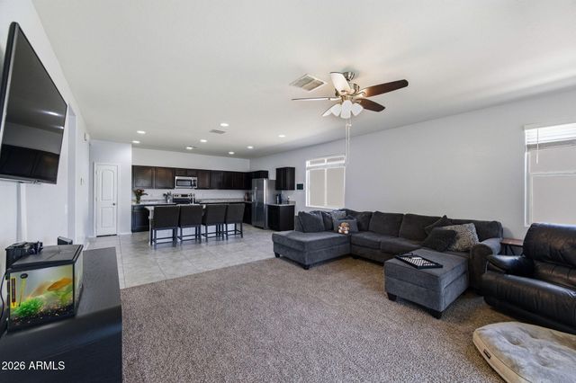 1237 E PAUL Drive, Casa Grande, AZ 85122