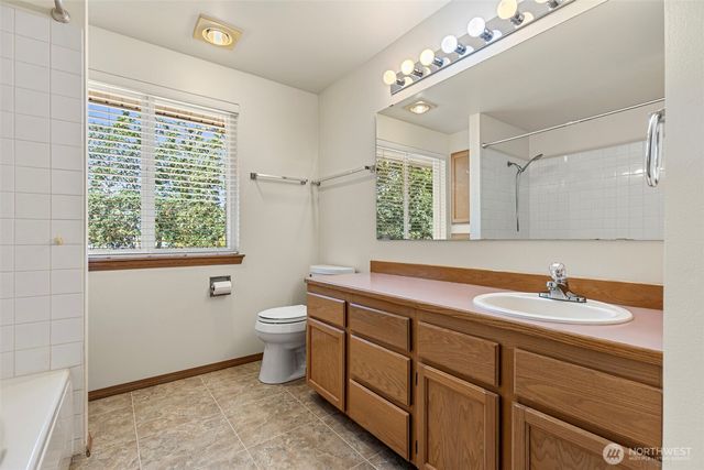 7206 93rd Avenue Ct, Lakewood, WA 98498