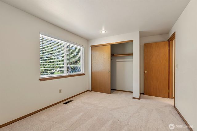 7206 93rd Avenue Ct, Lakewood, WA 98498
