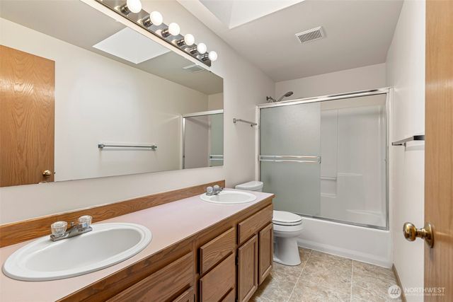 7206 93rd Avenue Ct, Lakewood, WA 98498