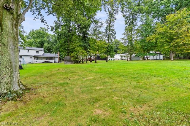 102 Hilltop Boulevard, Canfield, OH 44406