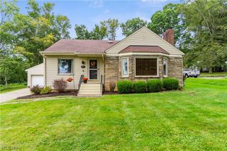 102 Hilltop Boulevard, Canfield, OH 44406