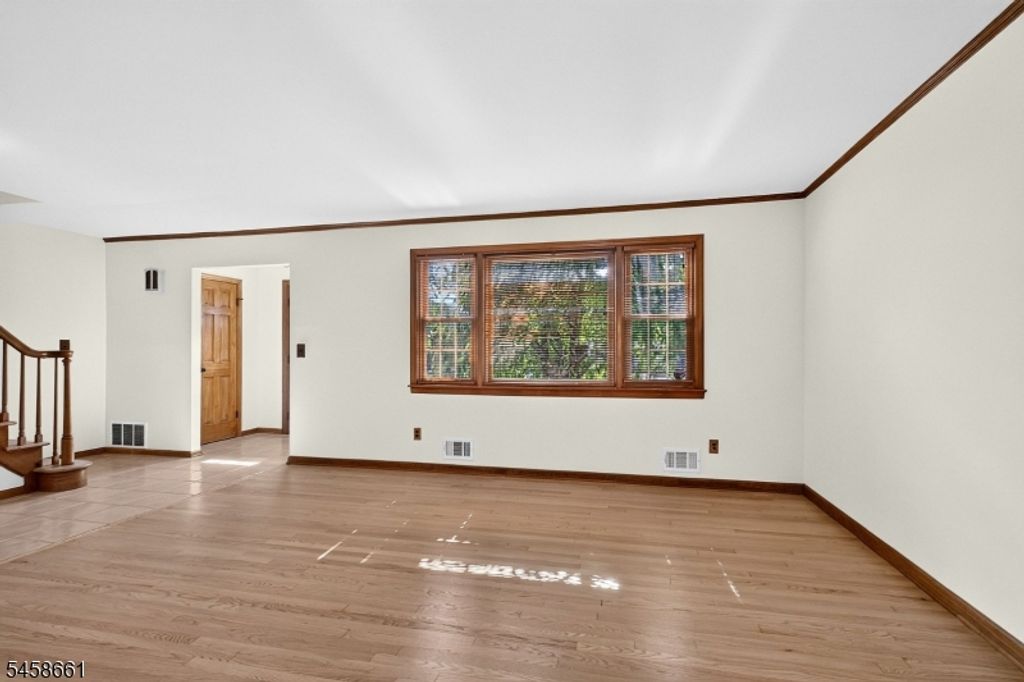 2527 Mountain Ave, Scotch Plains Twp., NJ 07076 — photo 4